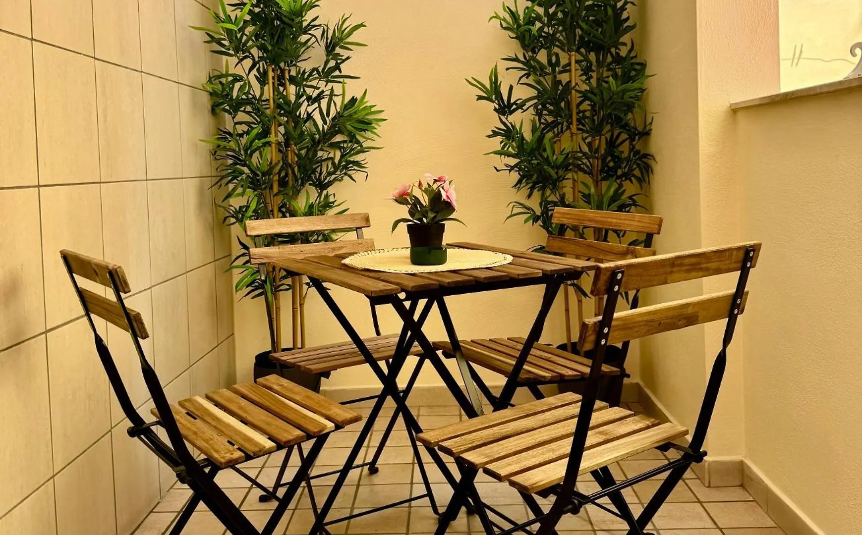 Deca Home Bari Apartment